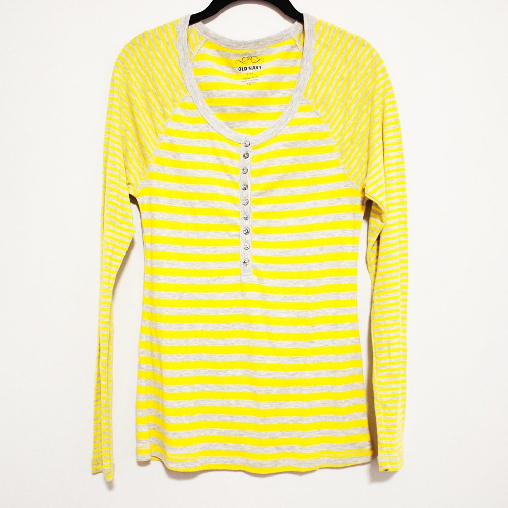 OLD NAVY Crew Neck Henley